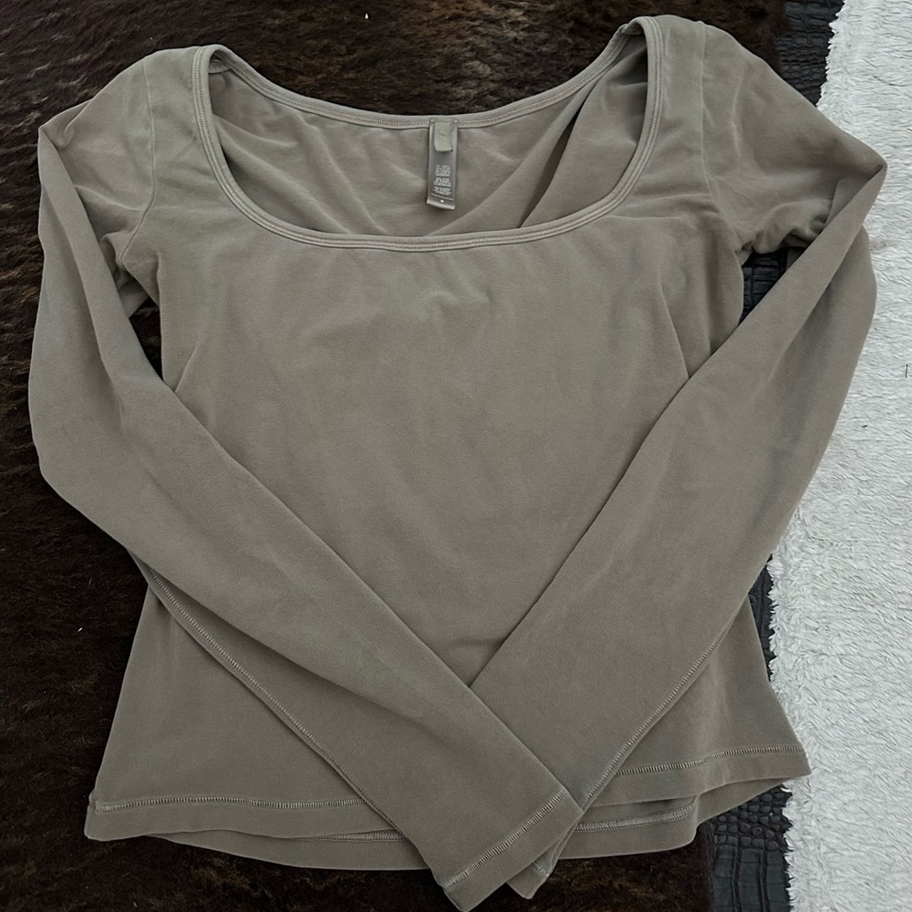 Skims Scoop Long Sleeve